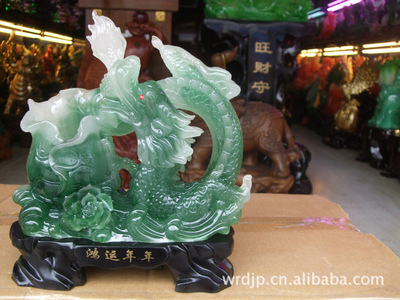 平陽(yáng)廠家直銷——仿玉筆筒“馬到成功”擺件 工藝禮品中的典雅之選